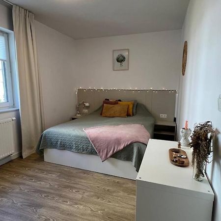 Chopin Airport Apartments Βαρσοβία Εξωτερικό φωτογραφία