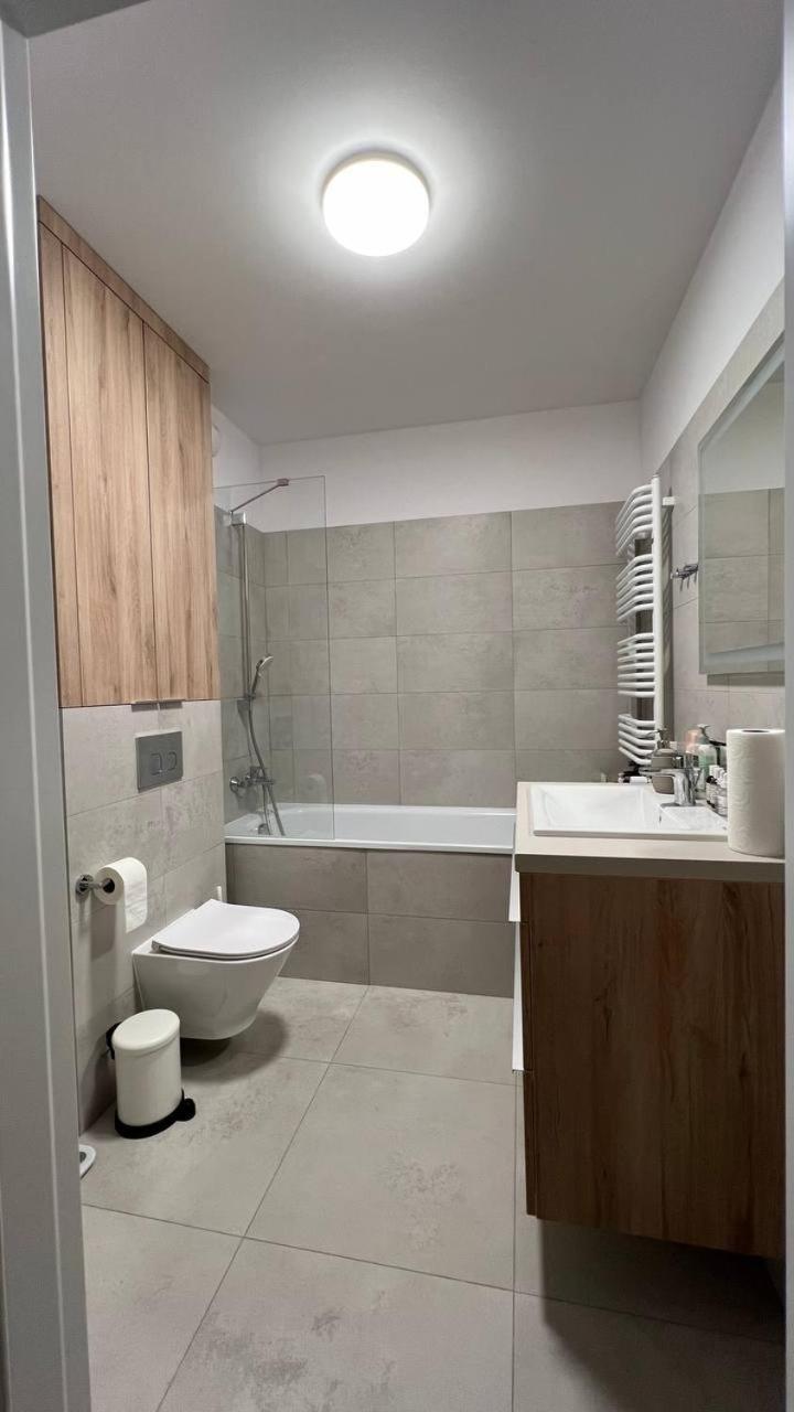 Chopin Airport Apartments Βαρσοβία Εξωτερικό φωτογραφία